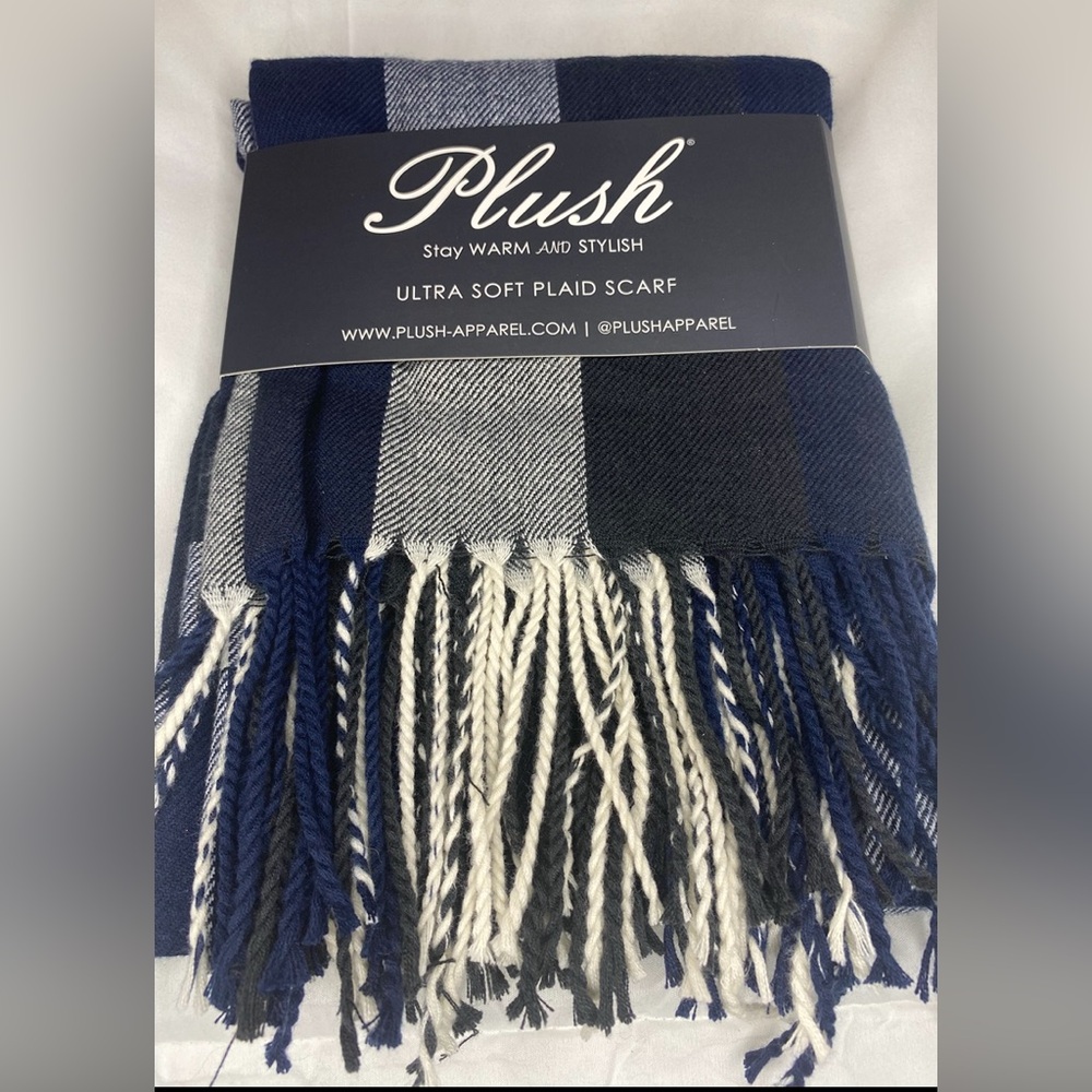 Plush Ultra Soft Plaid Scarf Navy Charcoal White Fringe One Size